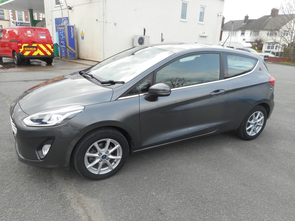 Ford Fiesta 1.1 Zetec MC17XMT Grey #5
