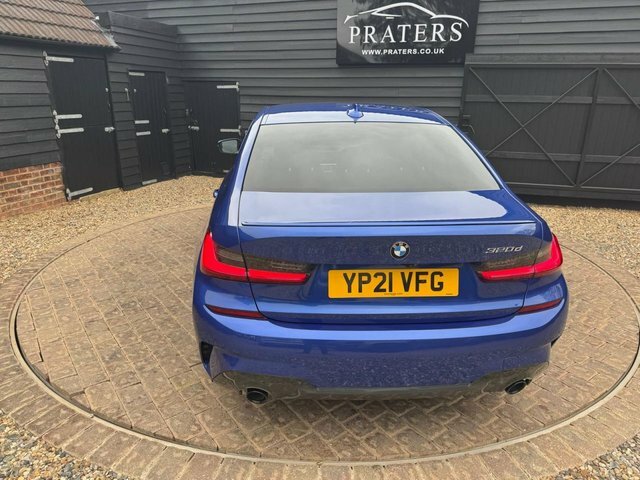 BMW 3 Series 320D Mht M Sport YP21VFG Blue #3