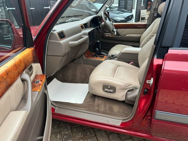 Toyota Land Cruiser II Silver #11