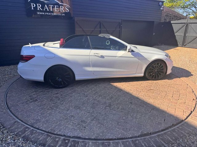 Mercedes-Benz E Class E220 Cdi Amg Sport YF63TNV White #5