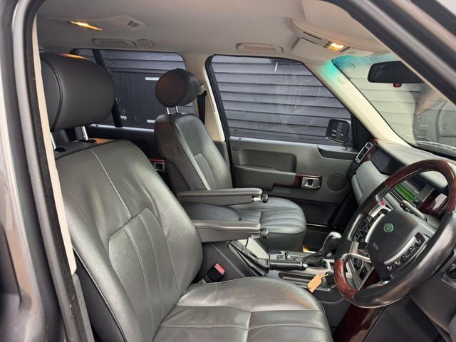 Land Rover Range Rover 3.0 Td6 Vogue Station Green #11