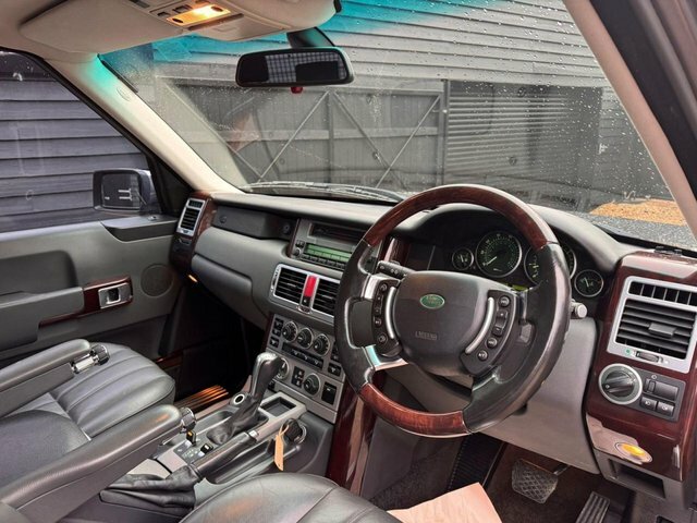 Land Rover Range Rover 3.0 Td6 Vogue Station Green #12