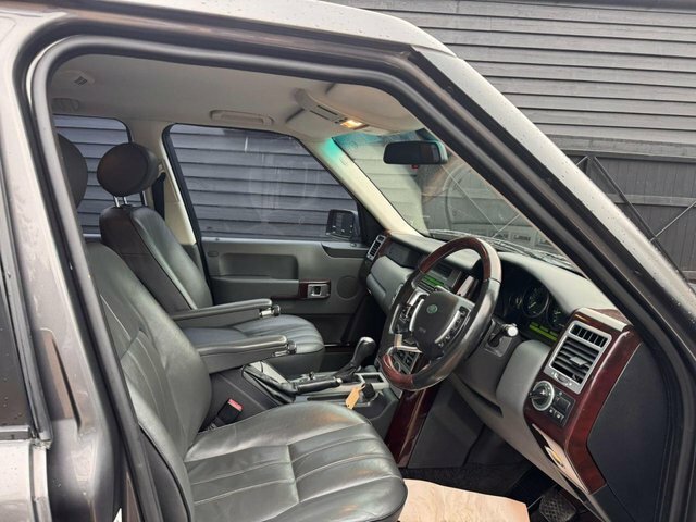 Land Rover Range Rover 3.0 Td6 Vogue Station Green #9