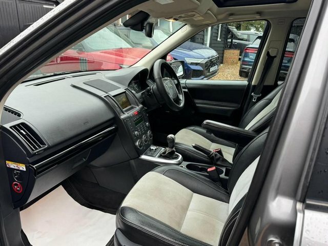 Land Rover Freelander Hatchback Black #15