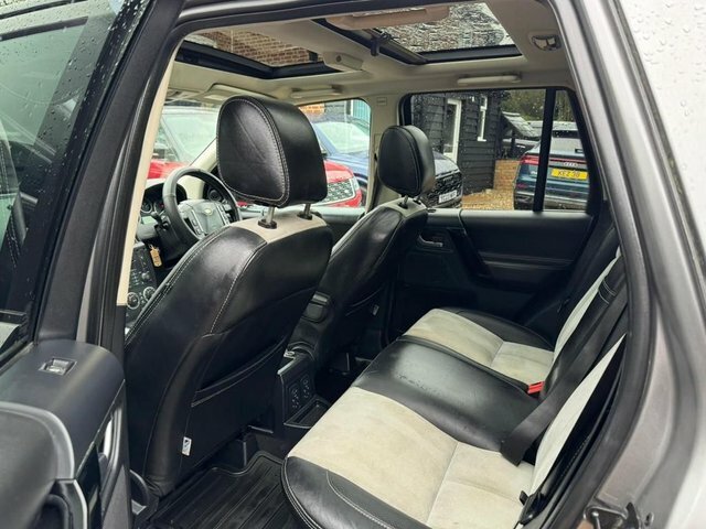 Land Rover Freelander Hatchback Black #17