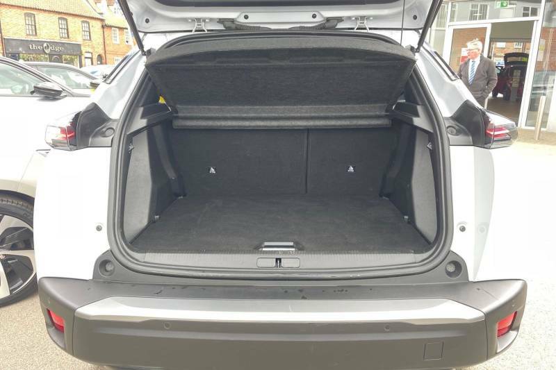 Peugeot 2008 1.2 Hybrid 136 Gt E-dsc6 - 2025 25 KM25WJC White #5