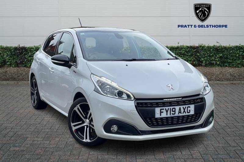 Peugeot 208 1.2 Puretech 110 Gt Line Eat6 - 2019 19 White