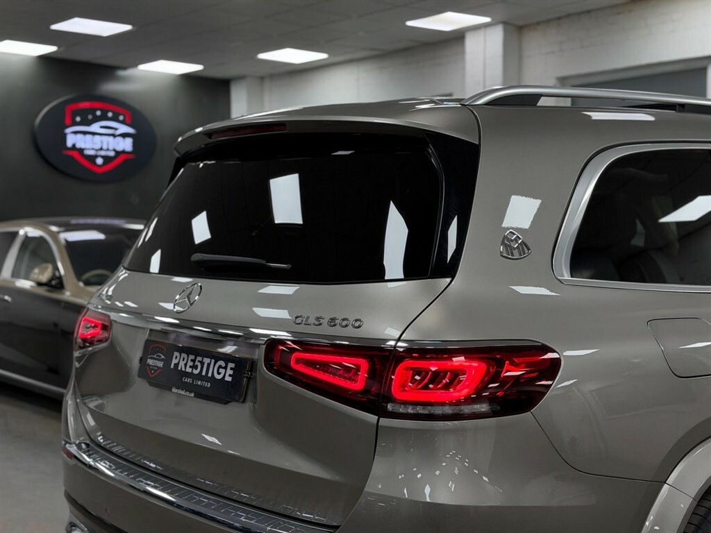 Mercedes-Benz Maybach GLS Class Maybach Gls 600 4Matic First Class 9G-tronic Black #19