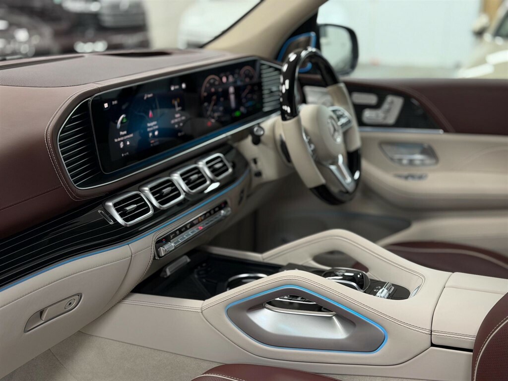 Mercedes-Benz Maybach GLS Class Maybach Gls 600 4Matic First Class 9G-tronic Black #60