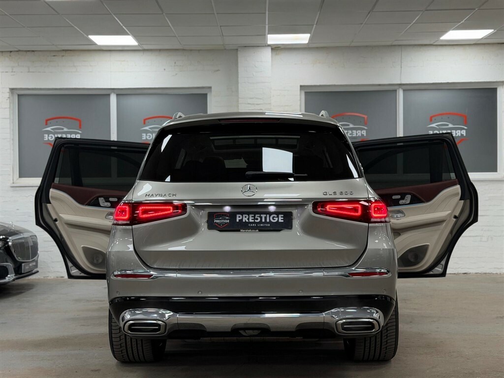 Mercedes-Benz Maybach GLS Class Maybach Gls 600 4Matic First Class 9G-tronic Black #38