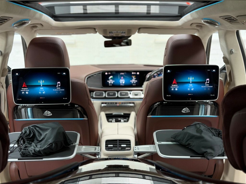 Mercedes-Benz Maybach GLS Class Maybach Gls 600 4Matic First Class 9G-tronic Black #40