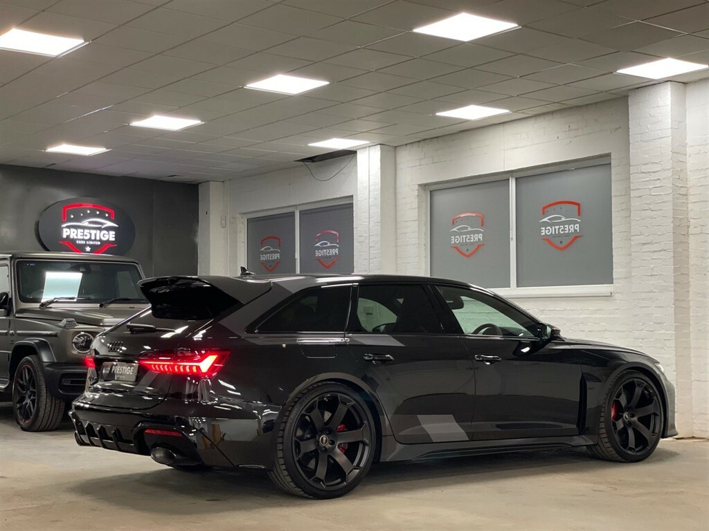 Audi RS6 Avant Estate #2