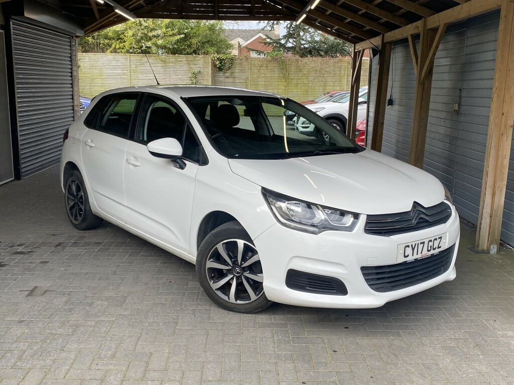 Citroen C4 Hatchback 1.2 Puretech Edition 201717 White
