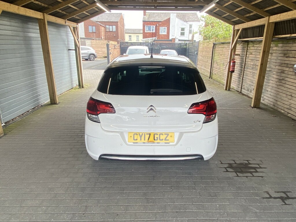 Citroen C4 Hatchback 1.2 Puretech Edition 201717 White #6