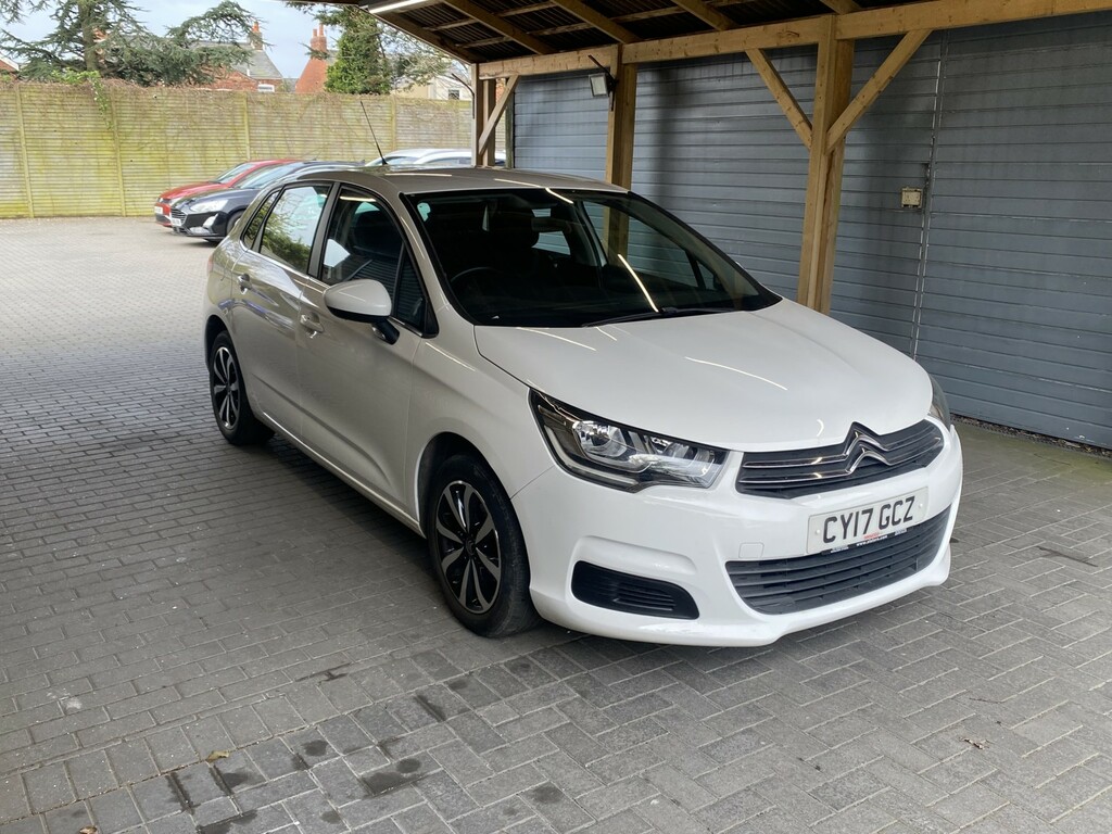 Citroen C4 Hatchback 1.2 Puretech Edition 201717 White #3