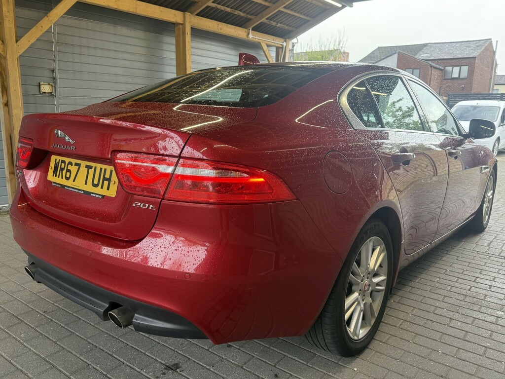 Jaguar XE Saloon 2.0 I Prestige 201867 WR67TUH Red #5