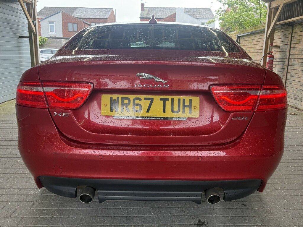 Jaguar XE Saloon 2.0 I Prestige 201867 WR67TUH Red #6