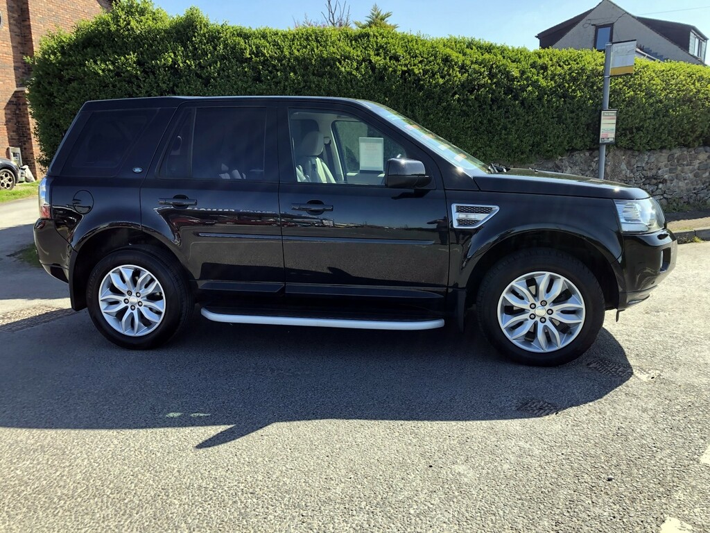 Land Rover Freelander 2 Estate 2.2 Sd4 Hse Turbo 4X4 Esta J70VEN Black #2
