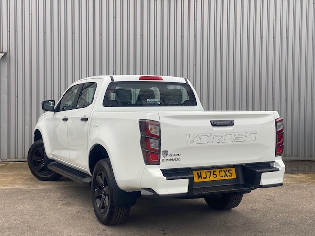 Isuzu D-Max Pickup MJ75CXS White #2