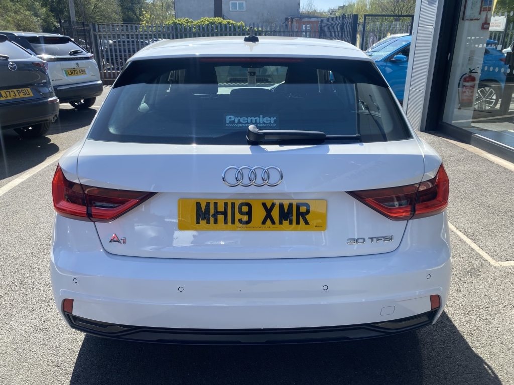 Audi A1 1.0 Sportback Tfsi Sport MH19XMR White #5