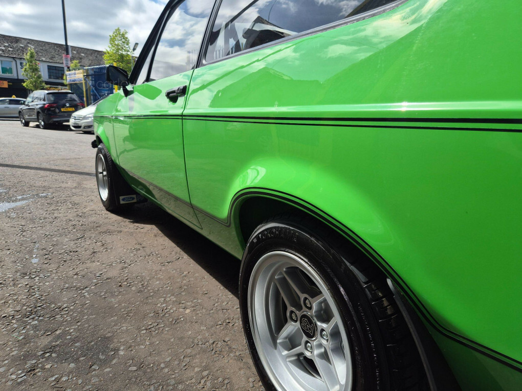 Ford Escort 1.6 Sport  #2