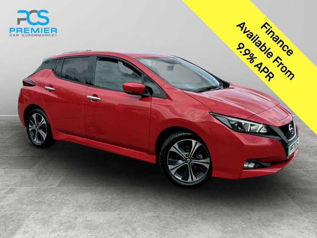 Nissan Leaf N-connecta Red