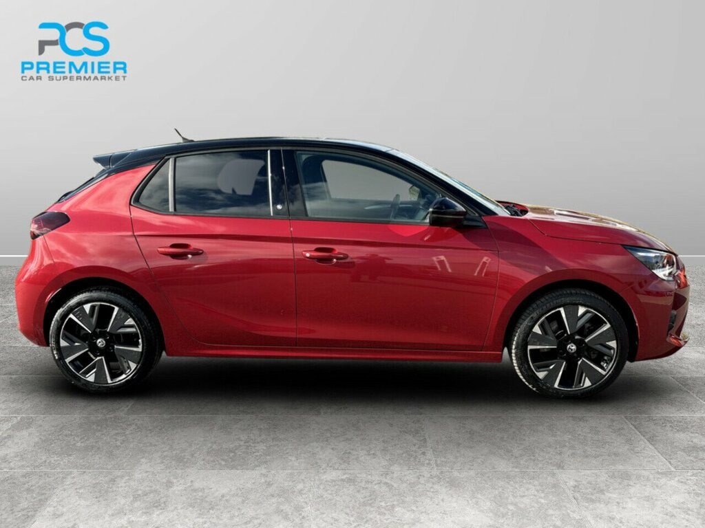 Vauxhall Corsa-e Sri Nav Premium Red #4