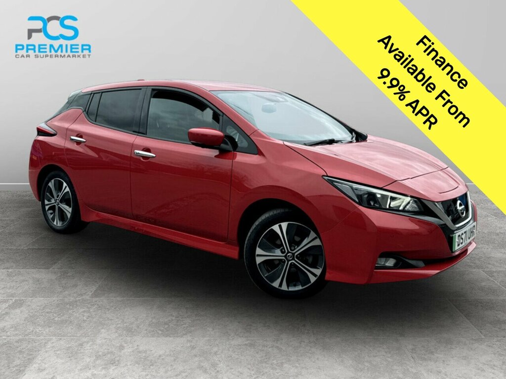 Nissan Leaf N-connecta Red
