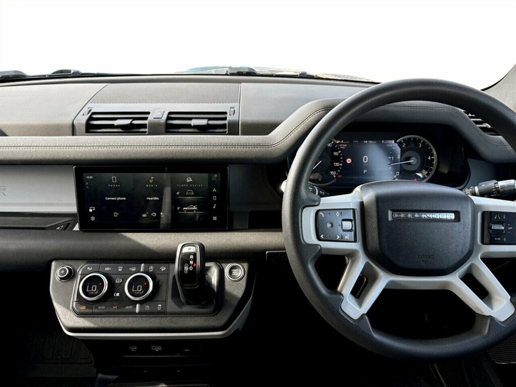 Land Rover Defender 90 D200 Mhev KY21AJA Green #6