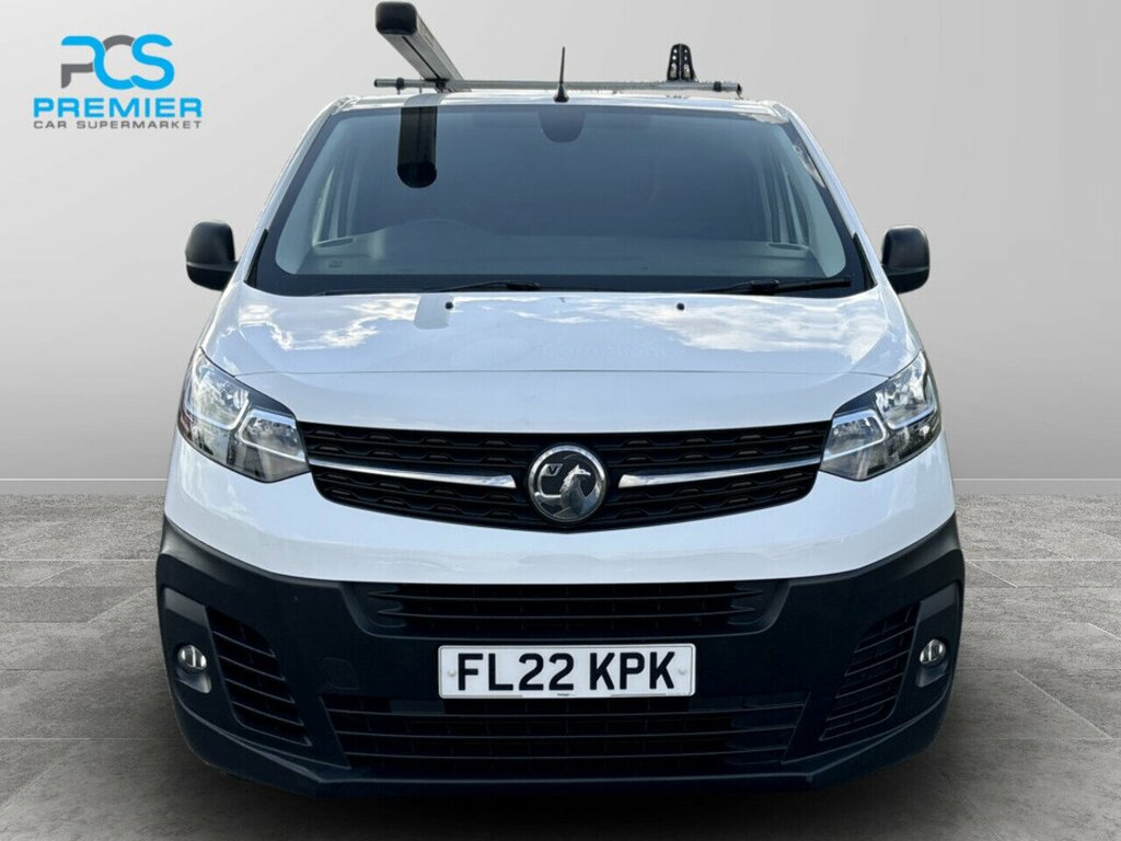 Vauxhall Vivaro Turbo D 3100 Dynamic FL22KPK White #2
