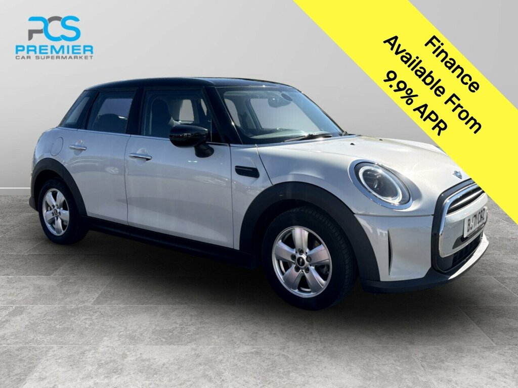 Mini Hatch Cooper Classic White