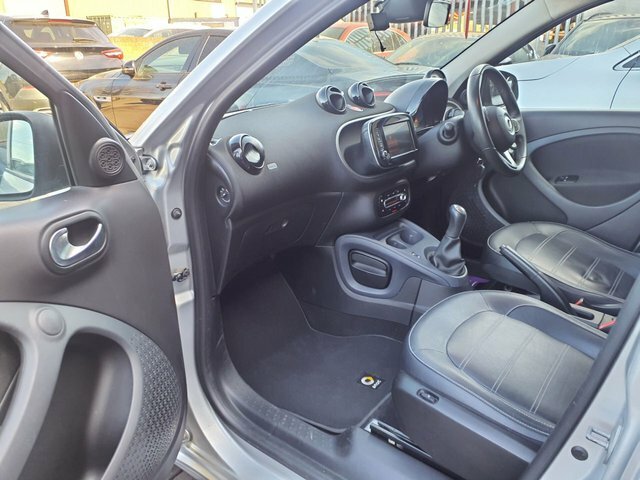 Smart Forfour 1.0 Prime Night Sky Premium Hatchback Blue #4