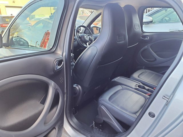 Smart Forfour 1.0 Prime Night Sky Premium Hatchback Blue #5
