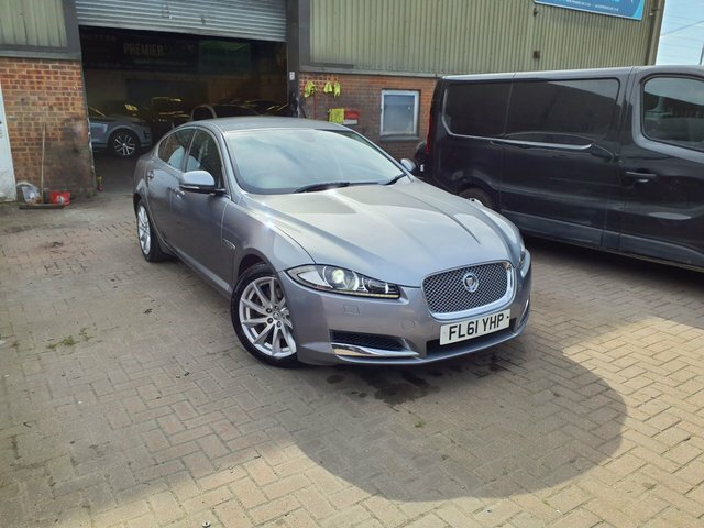 Jaguar XF 2.2D Luxury Saloon Euro 5 S S 1 Grey