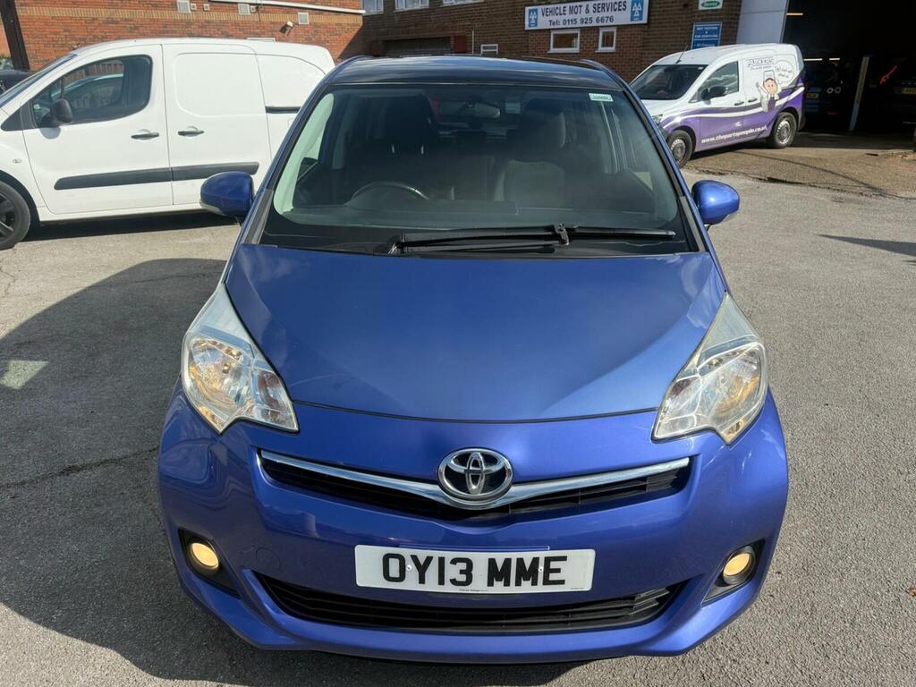 Toyota Verso-S Mpv 1.33 Dual Vvt-i T Spirit Euro 5 201313 Blue #2