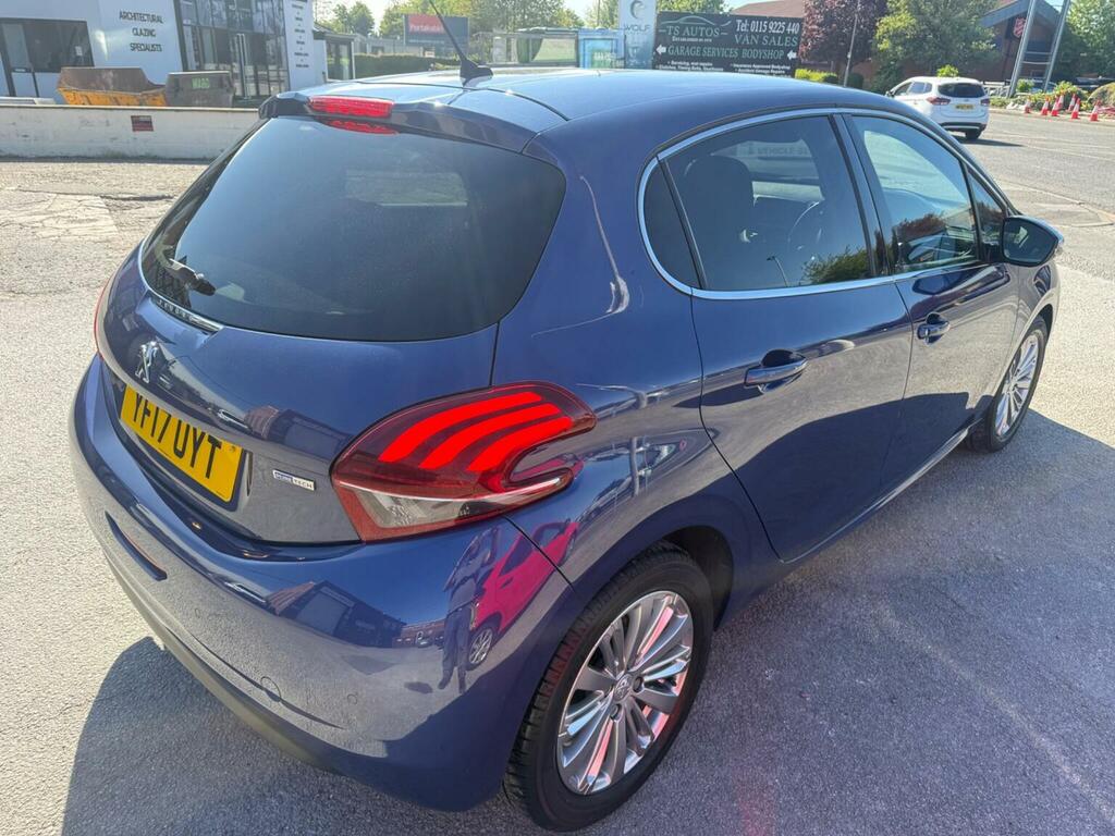 Peugeot 208 Hatchback 1.2 Puretech Allure Euro 6 201717 Blue #4