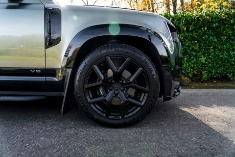 Land Rover Defender 90 V8. Plumb Bodykit. Grey #4