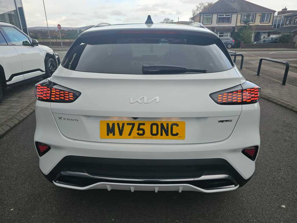 Kia Xceed 1.0 T-gdi 48V Dct Gt-line S White #4
