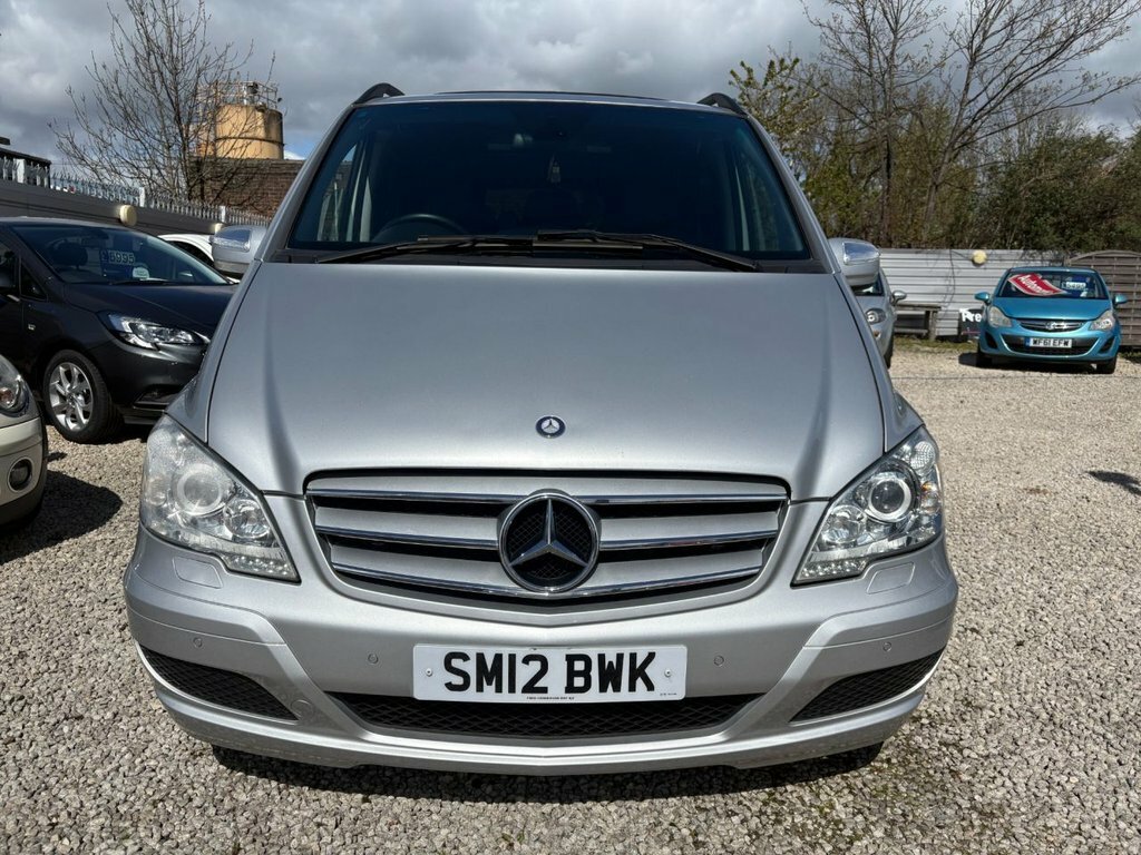 Mercedes-Benz Viano 2.2L Ambiente Silver #2