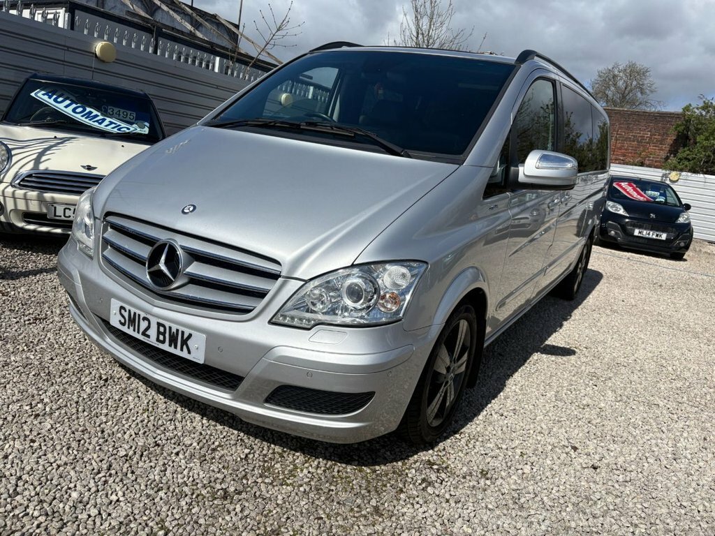 Mercedes-Benz Viano 2.2L Ambiente Silver #3