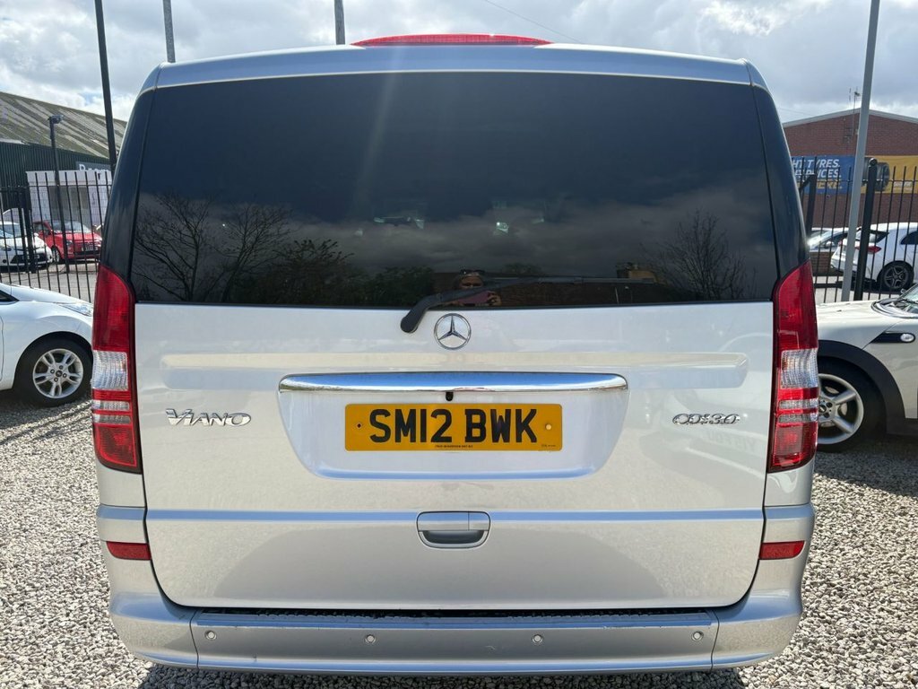 Mercedes-Benz Viano 2.2L Ambiente Silver #5