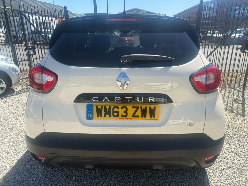 Renault Captur 1.5L Dynamique S Medianav White #5