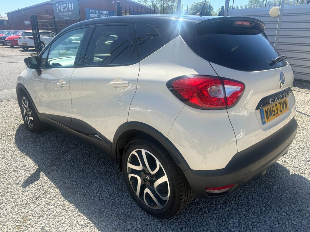 Renault Captur 1.5L Dynamique S Medianav White #4