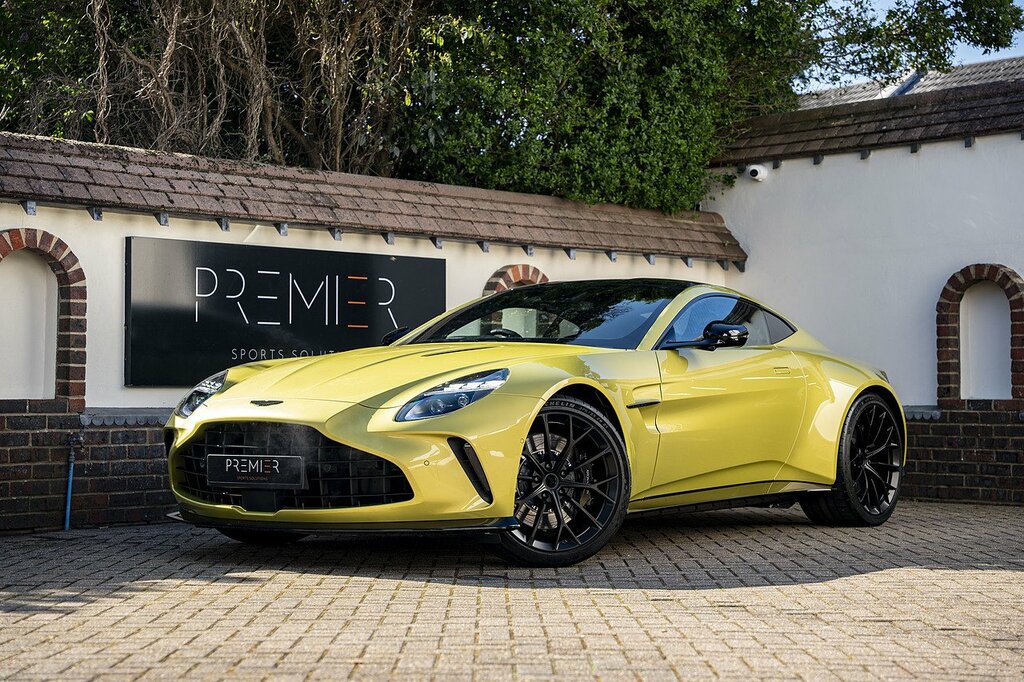 Aston Martin Vantage Sports Green #1