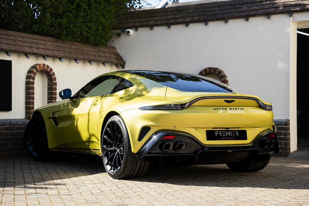Aston Martin Vantage Sports Green #4