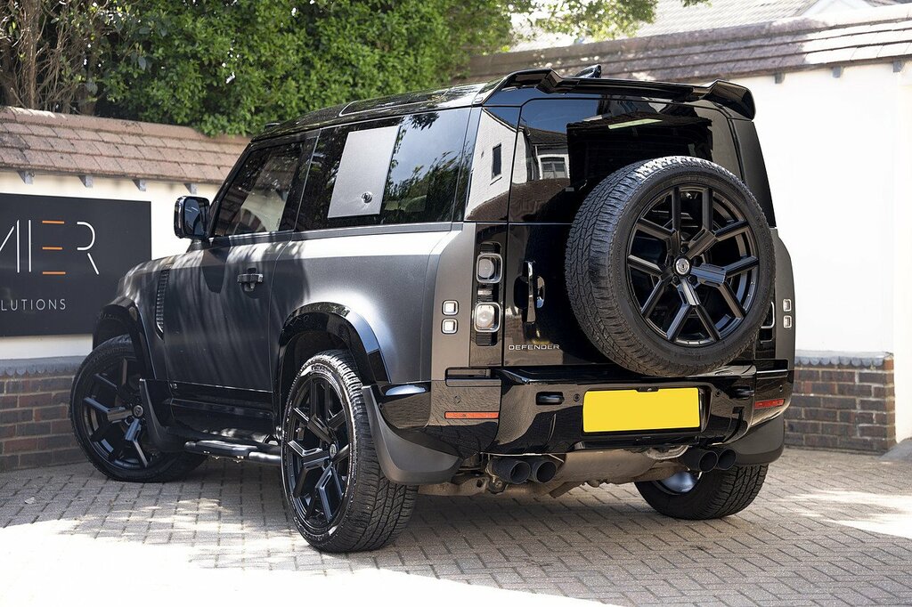 Land Rover Defender 90 P525 V8 Carpathian Edition Grey #5