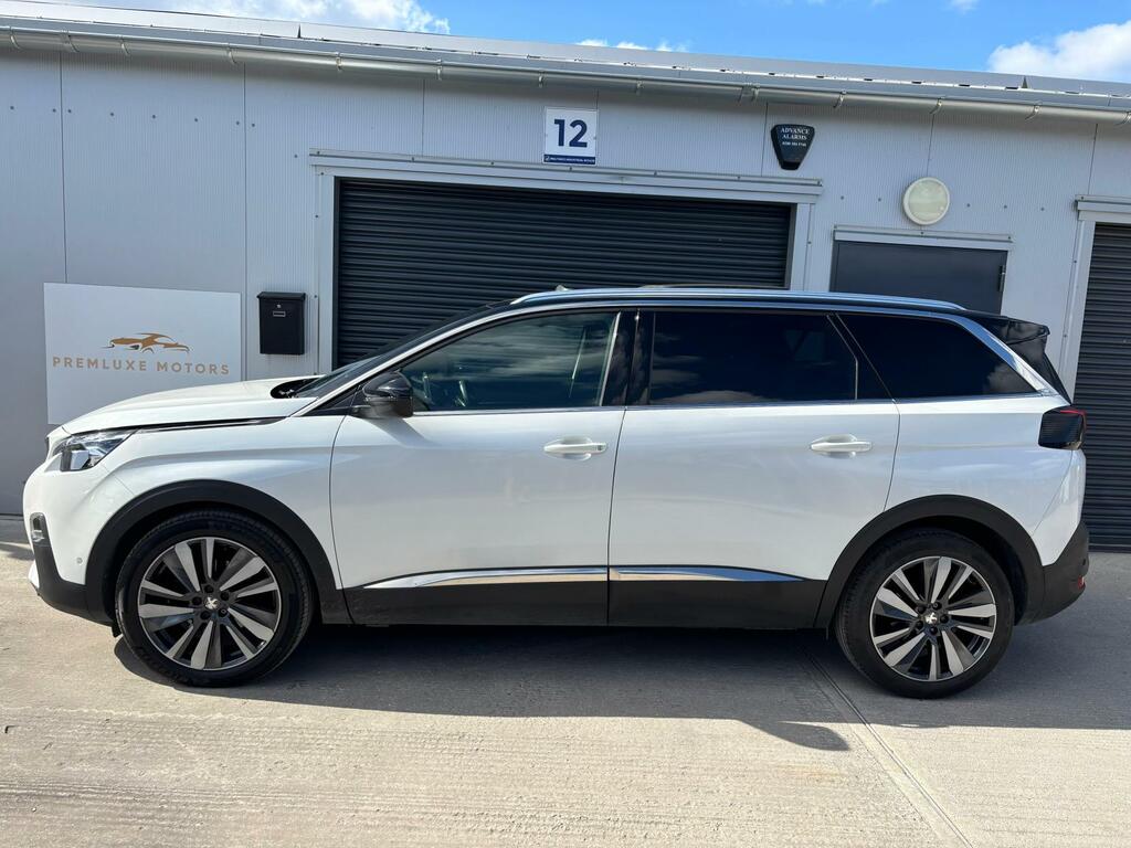 Peugeot 5008 Gt Line Premium White #2