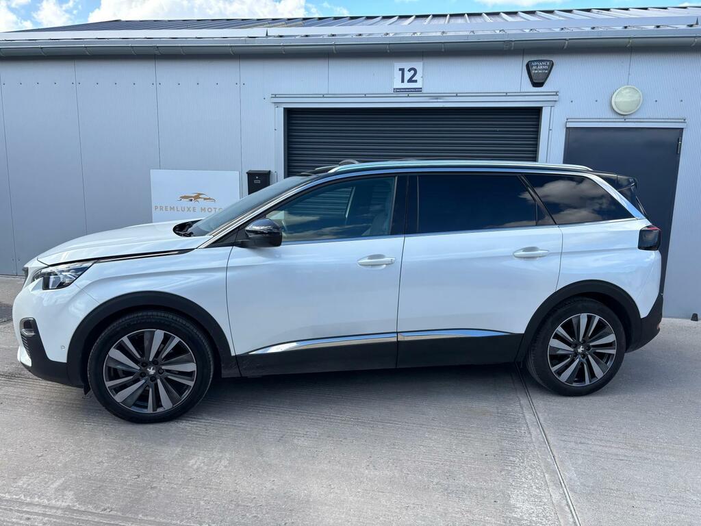 Peugeot 5008 Gt Line Premium White #4
