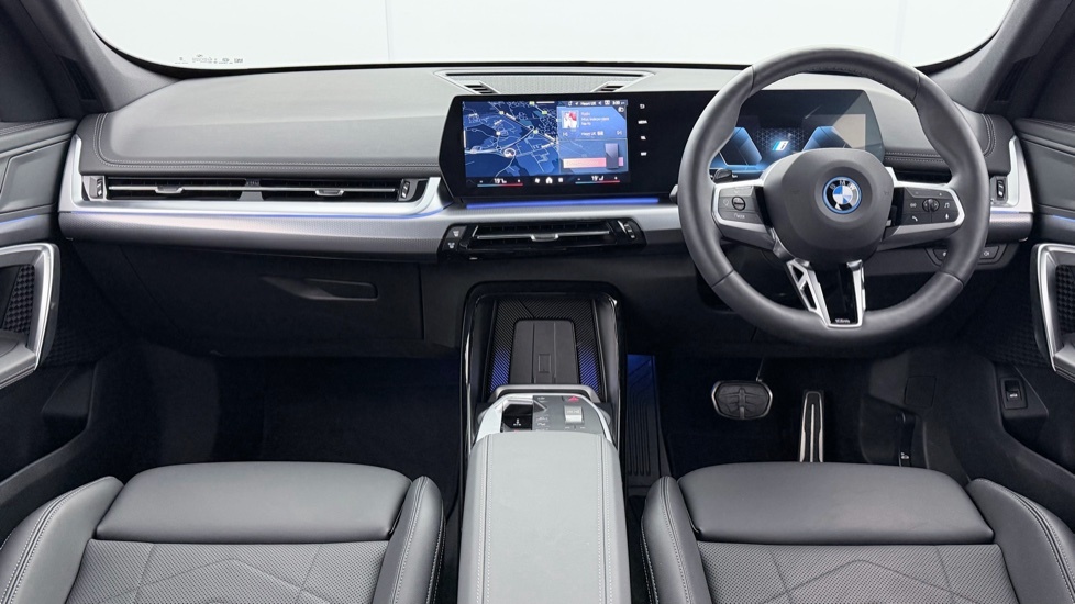 BMW iX1 Ix1 Edrive20 M Sport YA25XBJ Silver #4