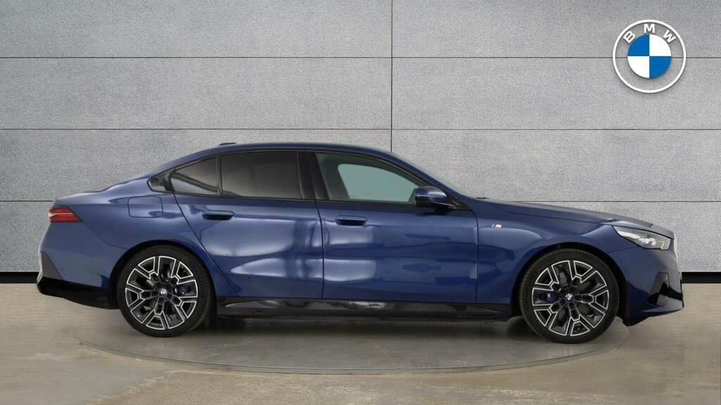 BMW i5 I5 Edrive40 M Sport Saloon YH75CJZ Blue #3